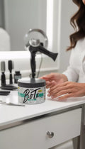 Ayuda a transformar el cabello seco, con frizz y sin vida en una melena más manejable y sedosa.